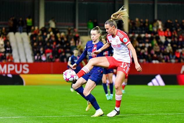 Klara Bühl 17 FC Bayern in action at the UEFA Womens Champions League match FC Bayern Munich Paris Saint Germain Feminine on 30 01 2024 Munich FC Bayern Campus Bayern Germany