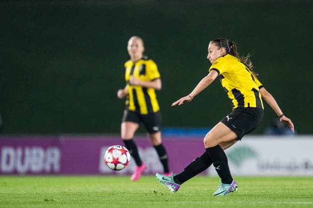 240130 Rusul Rosa Kafaji of Häcken during the UEFA Women s Champions League football match between Real Madrid and Häcken on January 30, 2024 in Madrid Photo Mathias Bergeld BILDBYRAN code MB MB0845 fotboll soccer fotball champions league real madrid häcken dam bbeng women kvinner  Copyright: MATHIASxBERGELD BB240130MB109