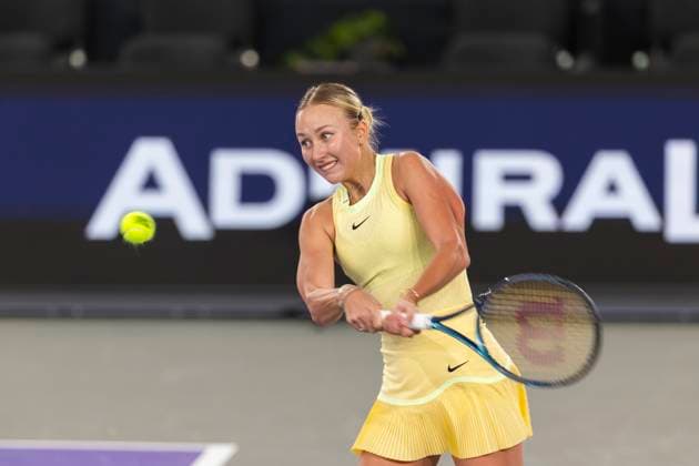 TENNIS - WTA, Tennis Damen Upper Austria Ladies Linz LINZ,AUSTRIA,31.JAN.24 - TENNIS - WTA Tour, Upper Austria Ladies Linz. Image shows Anastasia Potapova (RUS).  GEPAxpictures xGintarexKarpaviciute