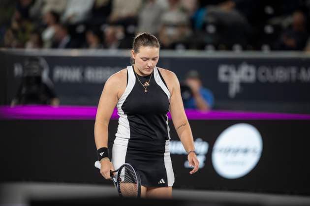 TENNIS - WTA, Tennis Damen Upper Austria Ladies Linz LINZ,AUSTRIA,31.JAN.24 - TENNIS - WTA Tour, Upper Austria Ladies Linz. Image shows Jule Niemeier (GER).  GEPAxpictures xGintarexKarpaviciute