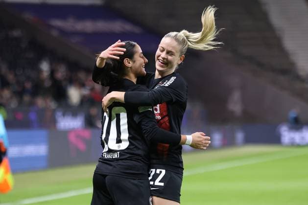 Deutsche Bank Park, Frankfurt Main Germany 31 01 2024 UEFA Women s Champions League match Grouppe A SGE Eintracht Frankfurt Rosengard v l , Ilayda Acikgöz Eintracht Frankfurt , Nadine Riesen Eintracht Frankfurt , Torjubel, Goal celebration, celebrate the goal Copyright: JoaquimxFerreira
