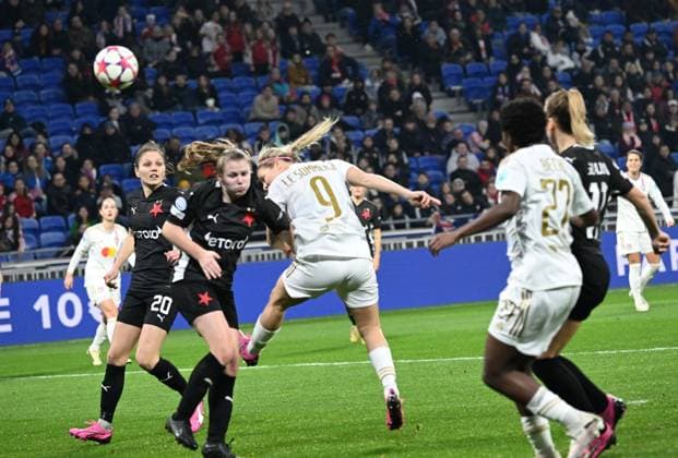EugÃ nie Le Sommer (lyon) FOOTBALL: Olympique Lyonnais FÂŽminines vs SK Slavia Prague - Ligue des Champions FÂŽminine - 31 01 2024 FredericChambert Panoramic 