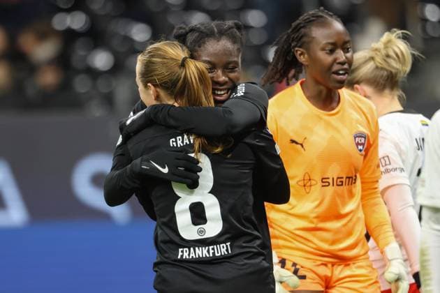 31 01 2024, xusrbx, Football Champions League Women, Eintracht Frankfurt Women FC Rosengard emspor, v l Lisanne Graewe Eintracht Frankfurt, 8 , Nicole Anyomi Eintracht Frankfurt, 19 , Angel Mukasa FC Rosengard, 12 , DFL DFB REGULATIONS PROHIBIT ANY USE OF PHOTOGRAPHS as IMAGE SEQUENCES and or QUASI VIDEO Frankfurt am Main