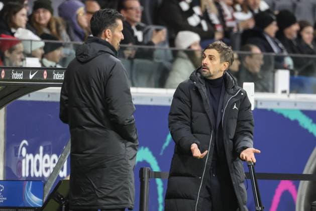 31 01 2024, xusrbx, Football Champions League Women, Eintracht Frankfurt Women FC Rosengard emspor, v l Christos Arnautis Co Coach Eintracht Frankfurt Women , Niko Arnautis Coach Eintracht Frankfurt Women , DFL DFB REGULATIONS PROHIBIT ANY USE OF PHOTOGRAPHS as IMAGE SEQUENCES and or QUASI VIDEO Frankfurt am Main