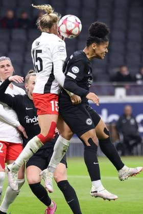 Deutsche Bank Park, Frankfurt Main Germany 31 01 2024 UEFA Women s Champions League match Grouppe A SGE Eintracht Frankfurt Rosengard v l , Jessica Wik FC Rosengard , Shekiera Martinez Eintracht Frankfurt , header, header duel Copyright: JoaquimxFerreira