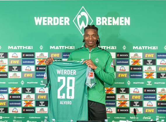 Sport Themen der Woche KW05 Sport Bilder des Tages GER, Neuzugang Skelly Alvero (Werder Bremen 28); 01.02.2024, wohninvest Weserstadion, Bremen, GER, Neuzugang Skelly Alvero (Werder Bremen 28); im Bild picture shows Shelly Alvero (Werder Bremen 28); *** GER, New arrival Skelly Alvero Werder Bremen 28 01 02 2024, wohninvest Weserstadion, Bremen, GER, New arrival Skelly Alvero Werder Bremen 28 in the picture shows Shelly Alvero Werder Bremen 28 nordphotoxGmbHxx xKokenge nph00001