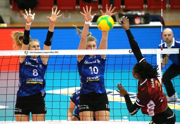 BAU 01 02 2024, Germany, Stuttgart Volleyball Champions League, Allianz MTV Stuttgart vs SC Potsdam, f l Monique Strubbe MTV , Jolien Knollema MTV , Danielle Harbin SC