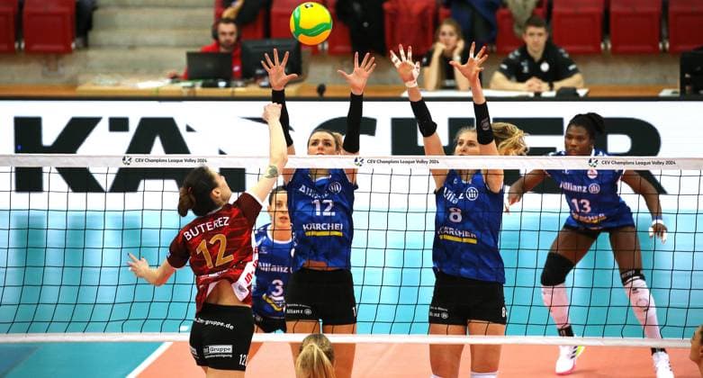 BAU 01 02 2024, Germany, Stuttgart Volleyball Champions League, Allianz MTV Stuttgart vs SC Potsdam, f l Rodica Buterez SC , Britt Bongaerts MTV , Monique Strubbe SC , Krystal Rivers MTV