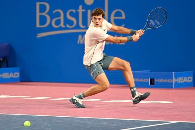 MONTPELLIER, FRANCE - FEBRUARY 1 : Arthur CAZAUX (FRA) during the 2nd round of the ATP, Tennis Herren 250 Open Sud de France tournament vs. Felix AUGER-ALIASSIME (CAN) in Montpellier, France on February 1st, 2024. TENNIS : Open Sud de France ATP 250 - 01 02 2024 ValentinaClaret Panoramic 