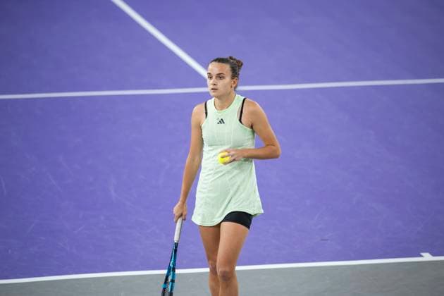 TENNIS - WTA, Tennis Damen Upper Austria Ladies Linz LINZ,AUSTRIA,02.FEB.24 - TENNIS - WTA Tour, Upper Austria Ladies Linz. Image shows Clara Burel (FRA).  GEPAxpictures xGintarexKarpaviciute