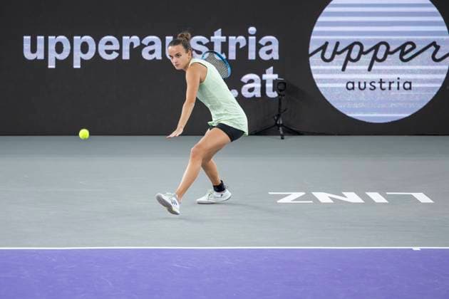 TENNIS - WTA, Tennis Damen Upper Austria Ladies Linz LINZ,AUSTRIA,02.FEB.24 - TENNIS - WTA Tour, Upper Austria Ladies Linz. Image shows Clara Burel (FRA).  GEPAxpictures xGintarexKarpaviciute