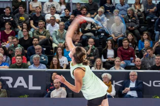 TENNIS - WTA, Tennis Damen Upper Austria Ladies Linz LINZ,AUSTRIA,02.FEB.24 - TENNIS - WTA Tour, Upper Austria Ladies Linz. Image shows Clara Burel (FRA).  GEPAxpictures xGintarexKarpaviciute