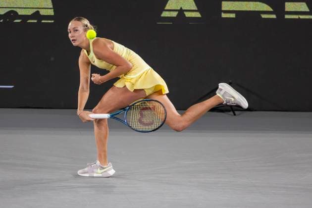 TENNIS - WTA, Tennis Damen Upper Austria Ladies Linz LINZ,AUSTRIA,02.FEB.24 - TENNIS - WTA Tour, Upper Austria Ladies Linz. Image shows Anastasia Potapova (RUS).  GEPAxpictures xGintarexKarpaviciute