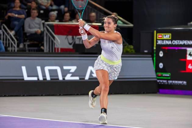 TENNIS - WTA, Tennis Damen Upper Austria Ladies Linz LINZ,AUSTRIA,02.FEB.24 - TENNIS - WTA Tour, Upper Austria Ladies Linz. Image shows Jodie Burrage (GBR).  GEPAxpictures xGintarexKarpaviciute