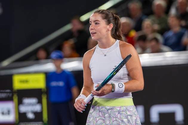 TENNIS - WTA, Tennis Damen Upper Austria Ladies Linz LINZ,AUSTRIA,02.FEB.24 - TENNIS - WTA Tour, Upper Austria Ladies Linz. Image shows Jodie Burrage (GBR).  GEPAxpictures xGintarexKarpaviciute