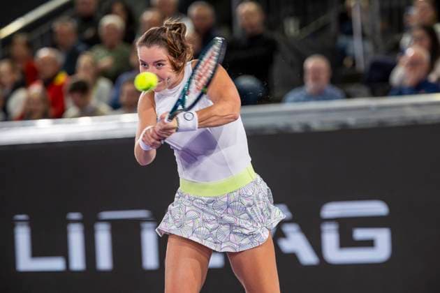 TENNIS - WTA, Tennis Damen Upper Austria Ladies Linz LINZ,AUSTRIA,02.FEB.24 - TENNIS - WTA Tour, Upper Austria Ladies Linz. Image shows Jodie Burrage (GBR).  GEPAxpictures xGintarexKarpaviciute
