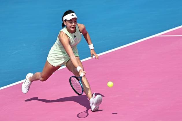 Wang Xinyu, CHN, during quarter finals at 2024 Thailand Open in Hua Hin, 02 02 2024