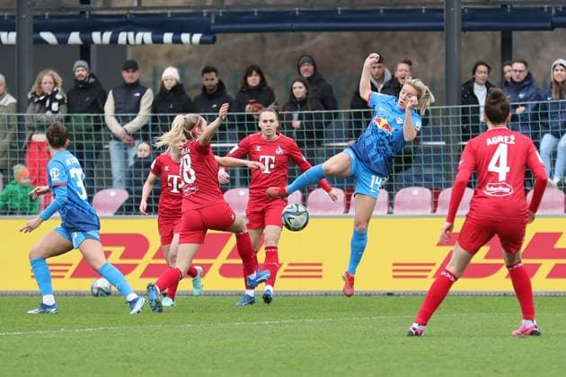 Bundesliga Women RB Leipzig vs 1 FC Köln, 03 02 24 Janina Hechler 28, 1 FC Köln vs Mimmi Larsson 14, RB Leipzig Soccer, Google Pixel Women Bundesliga, Season 2023 2024, Matchday 12 RB Leipzig vs 1 FC Köln on 03 02 24, RB Academy Cottaweg DFB REGULATIONS PROHIBIT ANY USE OF PHOTOGRAPHS AS IMAGE SEQUENCES AND OR QUASI VIDEO Copyright: xBEAUTIFULxSPORTS JanxKaeferx