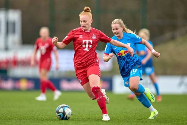 03 02 2024, GER, Womens Soccer, BL, 2023 2024, RB Leipzig 1 FC Köln Laura Vogt 8, 1 FC Köln , free pose, action, with ball Leipzig training center of the Red Bull Saxony Germany