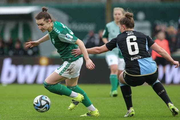 from left Sophie Weidauer SV Werder Bremen, 9 and Jessica May 1 FC Nürnberg, 6 in duel, duel, dynamic, action, action, game scene, THE DFB REGULATIONS PROHIBIT ANY USE OF PHOTOGRAPHS AS IMAGE SEQUENCES AND OR QUASI VIDEO , 03 02 2024, Bremen Germany , Football, Google Pixel Womens Bundesliga, SV Werder Bremen 1 FC Nürnberg xobx