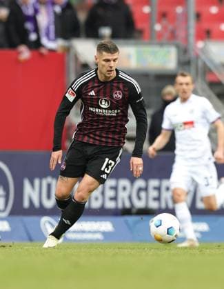 03 02 2024 Soccer Season 2023 2024 2 Soccer Bundesliga 20 Matchday 1 FC Nürnberg FCN Club VfL Osnabrück Sportfoto Zink DaMa xdaxmax DFL regulations prohibit any use of photographs as image sequences and or quasi video only for editorial use Erik Wekesser 13, 1 FC Nürnberg FCN Freisteller Einzelbild