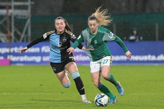 from left Weronika Kaczor 1 FC Nürnberg, 10 and Nina Lührßen SV Werder Bremen, 27 in a duel, dynamic, action, action, game scene, THE DFB REGULATIONS PROHIBIT ANY USE OF PHOTOGRAPHS AS IMAGE SEQUENCES AND OR QUASI VIDEO , 03 02 2024, Bremen Germany , Football, Google Pixel Womens Bundesliga, SV Werder Bremen 1 FC Nürnberg xobx