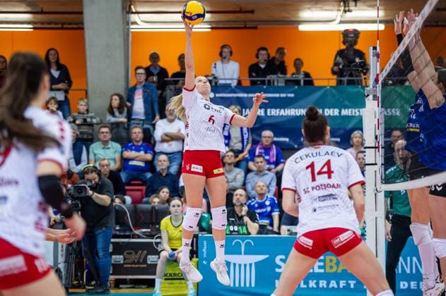 Antonia Stautz SC Potsdam, 06 Allianz MTV Stuttgart SC Potsdam, Sport, Volleyball Bundesliga, Women, VBL, Season 2023 24, 03 02 2024, Stuttgart SCHARRena , DEU Allianz MTV Stuttgart SC Potsdam, Sport, Volleyball Bundesliga, Women, VBL, Season 2023 24, 03 02 2024, Stuttgart SCHARRena , DEU Stuttgart Copyright: xSandyxDinkelackerx EP_SDR