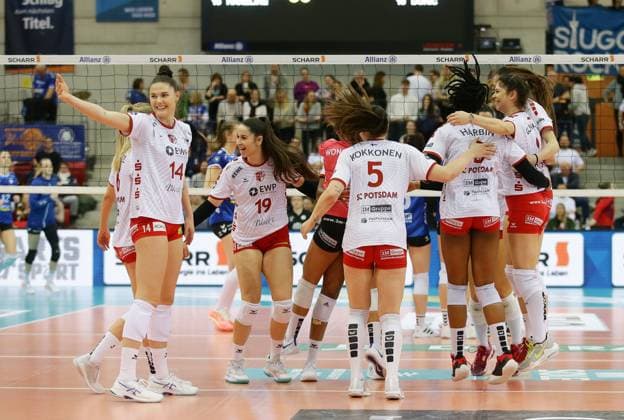 Stuttgart , Volleyball Bundesliga Women , Allianz MTV Stuttgart vs SC Potsdam , Jubel Potsdam