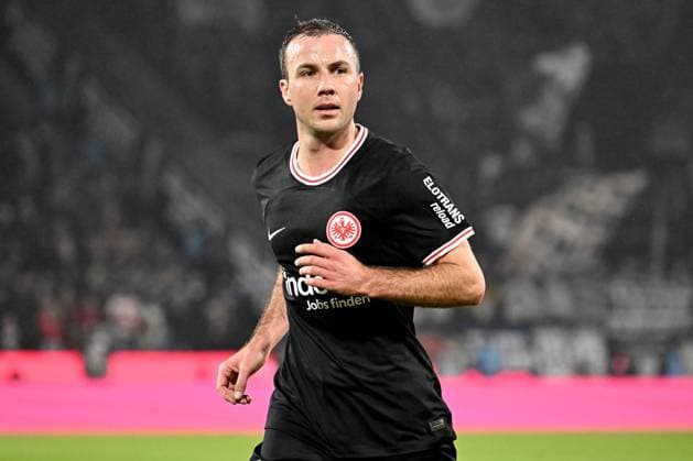 03 02 2024, xjhx, Soccer 1 Bundesliga, 1 FC Koeln Eintracht Frankfurt emspor, v l Mario Götze Goetze Eintracht Frankfurt DFL DFB REGULATIONS PROHIBIT ANY USE OF PHOTOGRAPHS as IMAGE SEQUENCES and or QUASI VIDEO Koeln