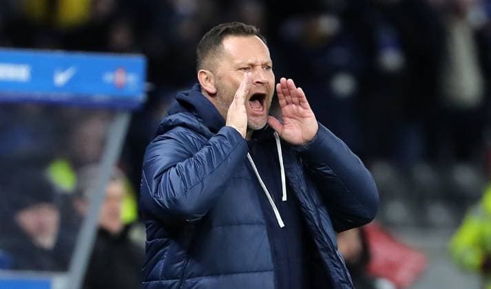 Coach Pal Dardai shouting Action upper body Sport Football Soccer DFL 2 Bundesliga Men 20 Matchday Season 2023 2024 03 02 2024 Hertha BSC Berlin vs Hamburger SV HSV DFL regulations prohibit any use of photographs as image sequences and or quasi video
