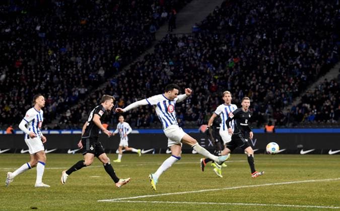 Soccer, Men, Season 2023 2024, 2 Bundesliga 20 Matchday , Hertha BSC Hamburger SV, Haris Tabakovic Hertha BSC scores the goal to 1 1, 03 02 2024, Copyright: xSebastianxRäppold MatthiasxKochx