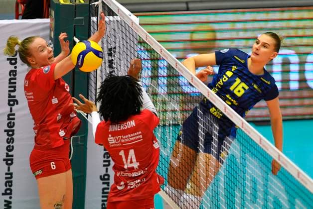3 2 2024, Schwerins Indy Baijens against Dresdens Jennifer Janiska and Dresdens Tia Jimerson, Volleyball, Bundesliga, Dresdner SC SSC Schwerin, c Dresden Germany