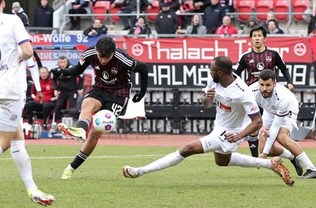 03 02 2024 Soccer Season 2023 2024 2 Soccer Bundesliga 20 Matchday 1 FC Nürnberg FCN Club VfL Osnabrück Sportfoto Zink DaMa xdaxmax DFL regulations prohibit any use of photographs as image sequences and or quasi video only for editorial use Tor Treffer Goal shot to 2 1 Goalscorer Can Yilmaz Uzun 42, 1 FC Nürnberg FCN vs Florian Kleinhansl 3, VfL Osnabrück Oumar Diakhite 14, VfL Osnabrück