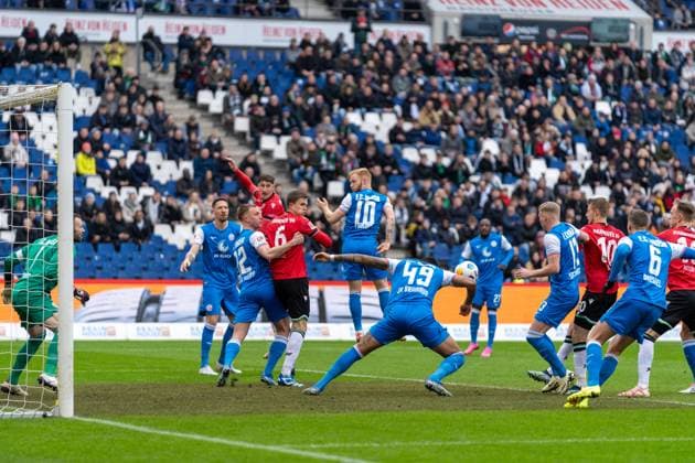 The 1 0 for Hannover 96 by the own goal of Kevin Schumacher FC Hansa Rostock, 13 GER, Hannover 96 vs FC Hansa Rostock, Football, 2 Bundesliga, Matchday 20, Season 2023 2024, 04 02 2024 DFL REGULATIONS PROHIBIT ANY USE OF PHOTOGRAPHS AS IMAGE SEQUENCES AND OR QUASI VIDEO Hannover 96 vs FC Hansa Rostock, Football, 2 Bundesliga, Matchday 20, Season 2023 2024, 04 02 2024 Hannover Copyright: xEibner-Pressefoto FabioxDeinertx EP_FDT