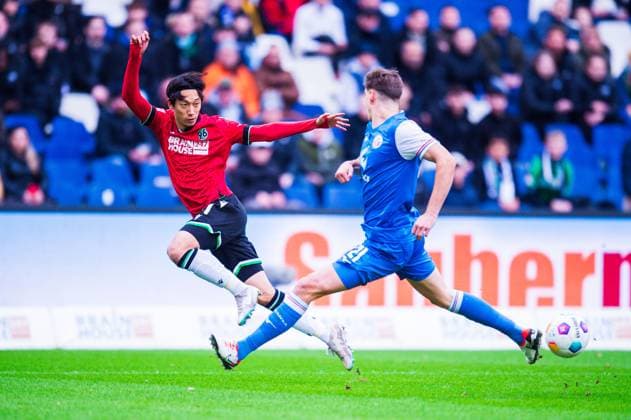 04 02 2024 Soccer, 2023 2024, 1 Bundesliga, Matchday 20, Hannover 96 FC Hansa Rostock L R Sei Muroya Hannover , Alexander Rossipal Rostock DFL REGULATIONS PROHIBIT ANY USE OF PHOTOGRAPHS AS IMAGE SEQUENCES AND OR QUASI VIDEO