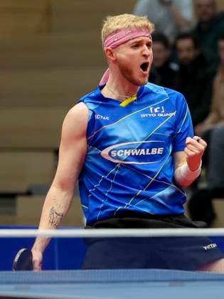 Romain Ruiz TTC Schwalbe Bergneustadt cheers, 1 German mens table tennis league, TTC Schwalbe Bergneustadt vs Borussia Düsseldorf, Burstenhalle, 04 02 2024, Bergneustadt, Germany