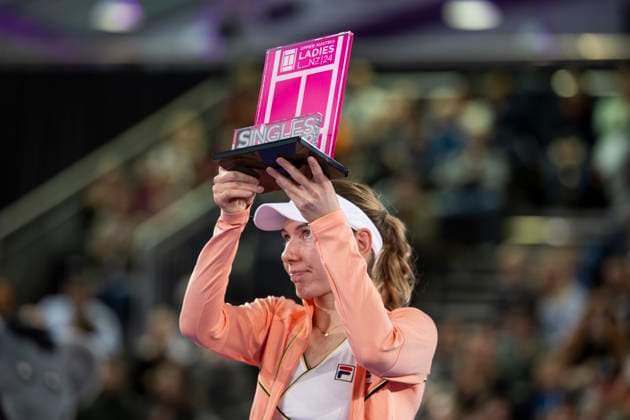 TENNIS - WTA, Tennis Damen Upper Austria Ladies Linz LINZ,AUSTRIA,04.FEB.24 - TENNIS - WTA Tour, Upper Austria Ladies Linz, award ceremony. Image shows Ekaterina Alexandrova (RUS).  GEPAxpictures xGintarexKarpaviciute