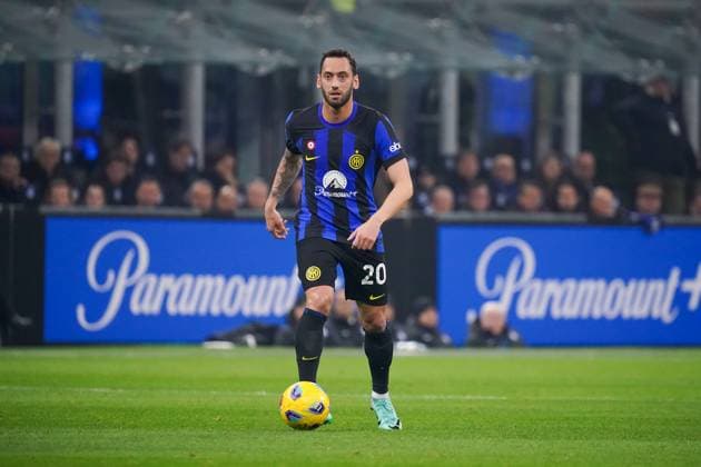 FC Internazionale v Juventus - Serie A TIM Hakan Calhanoglu is playing for FC Internazionale against Juventus FC in a Serie A match at Giuseppe Meazza Stadium in Milan, Italy, on February 4, 2024. Milan Italy Italy  Copyright: xAlessioxMorgesex originalFilename:morgese-fcintern240204_npuWr.jpg