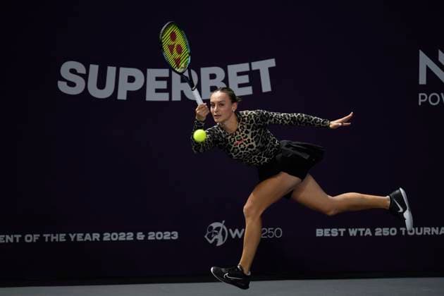Alycia Parks v Ana Bogdan - Transylvania Open 2024 Round Of 32 Ana Bogdan of Romania is playing against Alycia Parks of the USA in the round of 32 at the Transylvania Open 2024 Women s WTA, Tennis Damen 250 tournament in Cluj-Napoca, Romania, on February 5, 2024. Cluj-Napoca Romania  Copyright: xAlexxNicodimx originalFilename:nicodim-notitle240205_npH89.jpg
