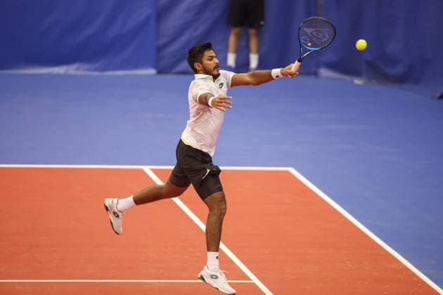 DALLAS, TX - FEBRUARY 05: Anirudh Chandrasekar (IND) hits a forehand during the Dallas Open on February 5, 2024 at Styslinger Altec Tennis Complex in Dallas, TX. (Photo by George Walker Icon Sportswire) TENNIS: FEB 05 Dallas Open EDITORIAL USE ONLY Icon24020547