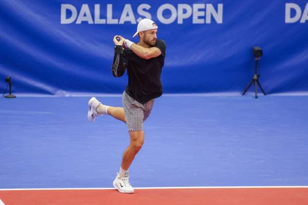 DALLAS, TX - FEBRUARY 05: Nathaniel Lammons (USA) hits a backhand during the Dallas Open on February 5, 2024 at Styslinger Altec Tennis Complex in Dallas, TX. (Photo by George Walker Icon Sportswire) TENNIS: FEB 05 Dallas Open EDITORIAL USE ONLY Icon24020564