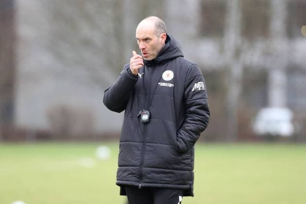 Braunschweig Training Braunschweig, 06 02 2024, FUßBALL Eintracht Braunschweig, 2 BL, Season 2023 24, Training, Head Coach Daniel Scherning Eintracht Braunschweig Braunschweig