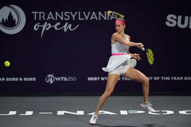 Harriet Dart V Anna Bondar - Transylvania Open 2024 Round Of 32 Anna Bondar of Hungary in action during her game against Harriet Dart of Great Britain At The Transylvania Open 2024 Round Of 32 Women s WTA, Tennis Damen 250 Tournament In Cluj-Napoca, Romania, On February 6, 2024. Cluj-Napoca Romania  Copyright: xAlexxNicodimx originalFilename:nicodim-notitle240206_npf0K.jpg