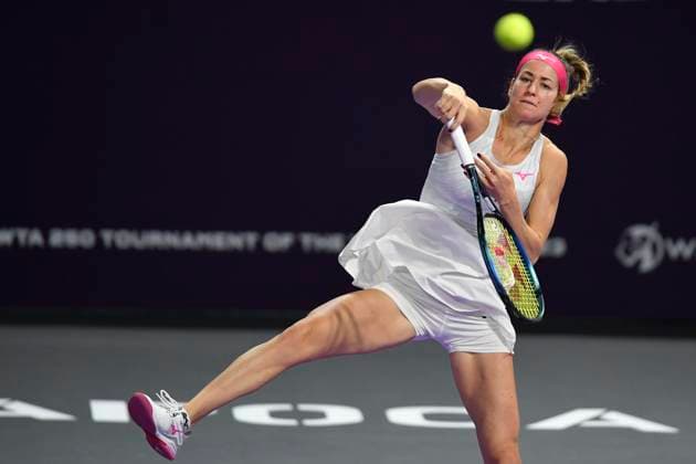 Harriet Dart V Anna Bondar - Transylvania Open 2024 Round Of 32 Anna Bondar of Hungary in action during her game against Harriet Dart of Great Britain At The Transylvania Open 2024 Round Of 32 Women s WTA, Tennis Damen 250 Tournament In Cluj-Napoca, Romania, On February 6, 2024. Cluj-Napoca Romania  Copyright: xAlexxNicodimx originalFilename:nicodim-notitle240206_npkSw.jpg