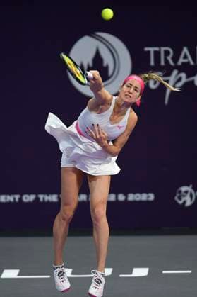 Harriet Dart V Anna Bondar - Transylvania Open 2024 Round Of 32 Anna Bondar of Hungary in action during her game against Harriet Dart of Great Britain At The Transylvania Open 2024 Round Of 32 Women s WTA, Tennis Damen 250 Tournament In Cluj-Napoca, Romania, On February 6, 2024. Cluj-Napoca Romania  Copyright: xAlexxNicodimx originalFilename:nicodim-notitle240206_npqeR.jpg