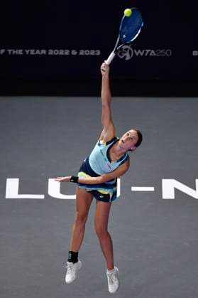 Anca Todoni V Erika Andreeva - Transylvania Open 2024 Round Of 32 Anca Todoni of Romania in action during her game against Erika Andreeva At The Transylvania Open 2024 Round Of 32 Women s WTA, Tennis Damen 250 Tournament In Cluj-Napoca, Romania, On February 6, 2024. Cluj-Napoca Romania  Copyright: xAlexxNicodimx originalFilename:nicodim-notitle240206_npS1Y.jpg
