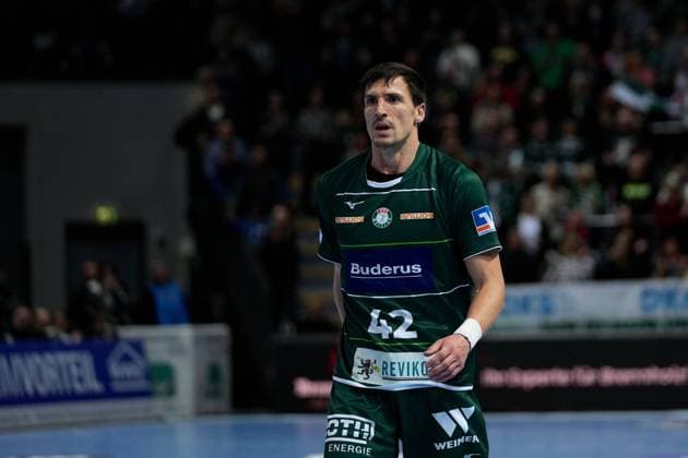 Wetzlar, Germany, Febuary 7th 2024: Nemanja Zelenovic ( 42 Wetzlar ) during the Liqui Moly Handball-Bundesliga game between HSG Wetzlar and ThSV Eisenach at Buderus-Arena in Wetzlar, GERMANY. (Julia Kneissl SPP) Copyright: xJuliaxKneisslx xSPPx spp-en-JuKnSp-JK_08968.jpeg
