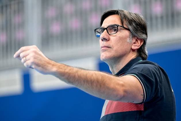Carlo Silipo head coach of team Italy during the Water polo, Wasserball women match between team Italy (white caps) and team Canada (blue caps) of the 21st World Aquatics Championships at the Aspire Dome in Doha (Qatar), February 8, 2024. GiorgioXScala