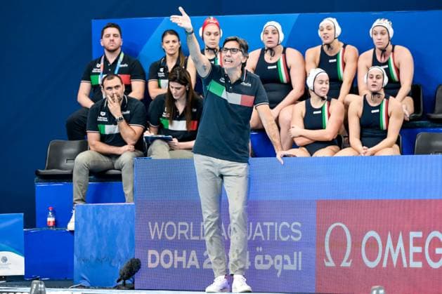 Carlo Silipo head coach of team Italy and athletes of Team Italy during the Water polo, Wasserball women match between team Italy (white caps) and team Canada (blue caps) of the 21st World Aquatics Championships at the Aspire Dome in Doha (Qatar), February 8, 2024. GiorgioXScala