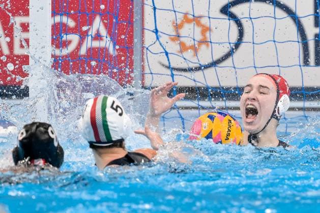 Caterina Banchelli of Italy during the Water polo, Wasserball women match between team Italy (white caps) and team Canada (blue caps) of the 21st World Aquatics Championships at the Aspire Dome in Doha (Qatar), February 8, 2024. GiorgioXScala